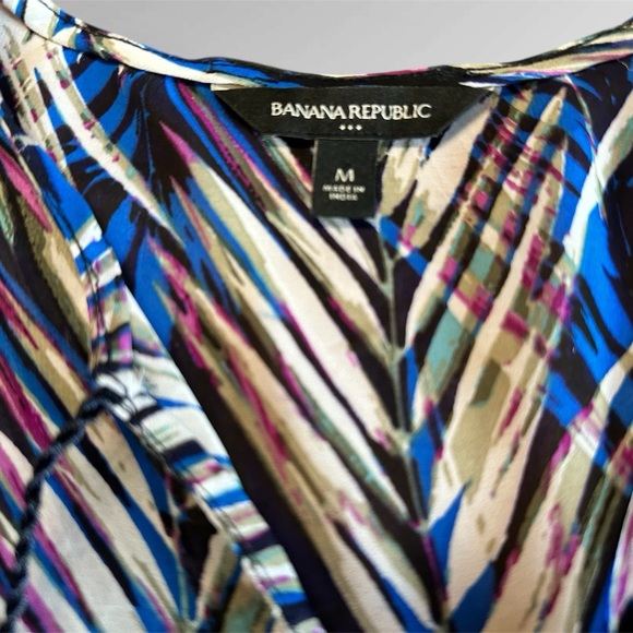 Banana Republic Shear Shirt M Colorful Feathers Blouse Business Casual - Picture 6 of 8